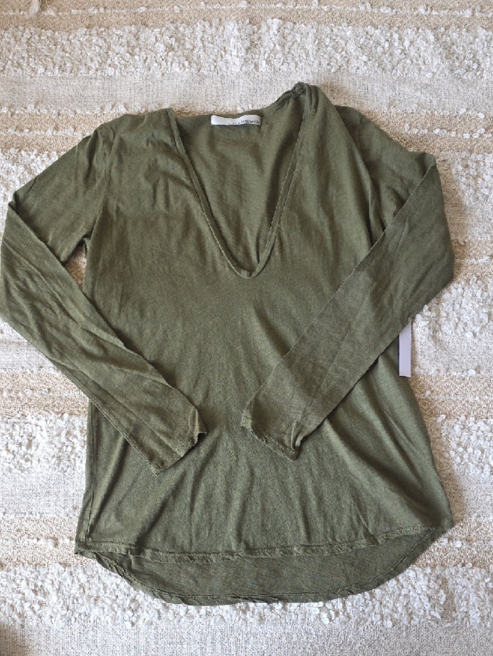 Olive Long Sleeve Deep V-Neck Cotton T-shirt Women Size Large